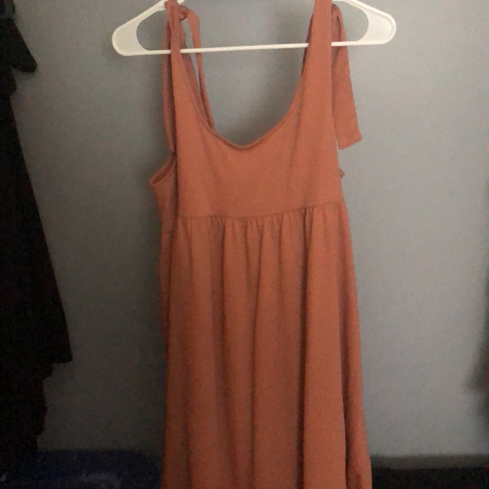 String dress - Picture 2 of 2